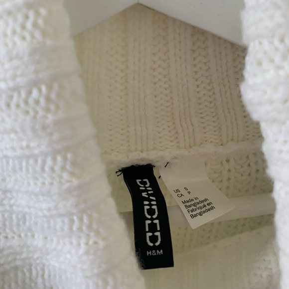 H&M CABLE-KNIT TURTLENECK SWEATER DRESS - Picture 2 of 5